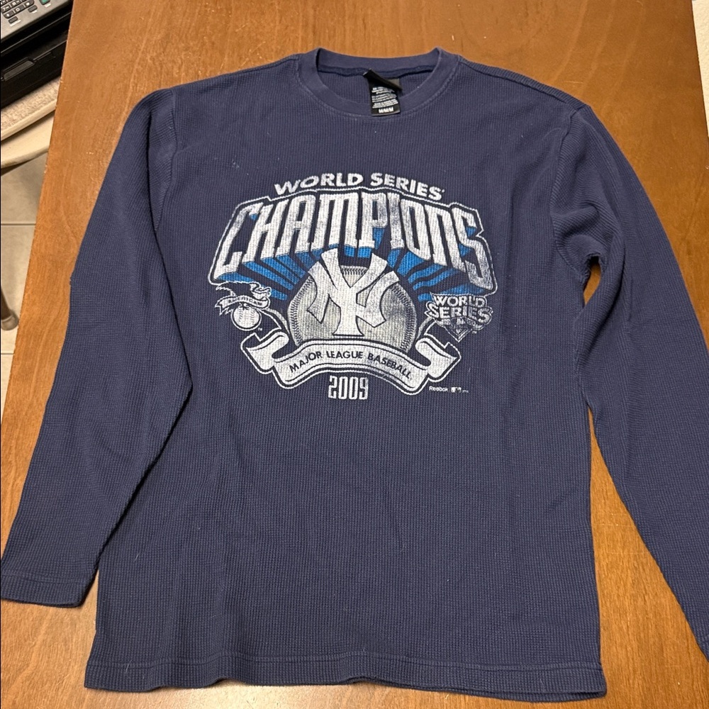 Yankees 2009 World Series Champions Long Sleeve Shirt